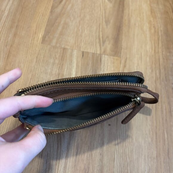 Fossil Brown Cow Leather Double-Zip Wallet with Strap — Excellent Condition - Picture 5 of 6